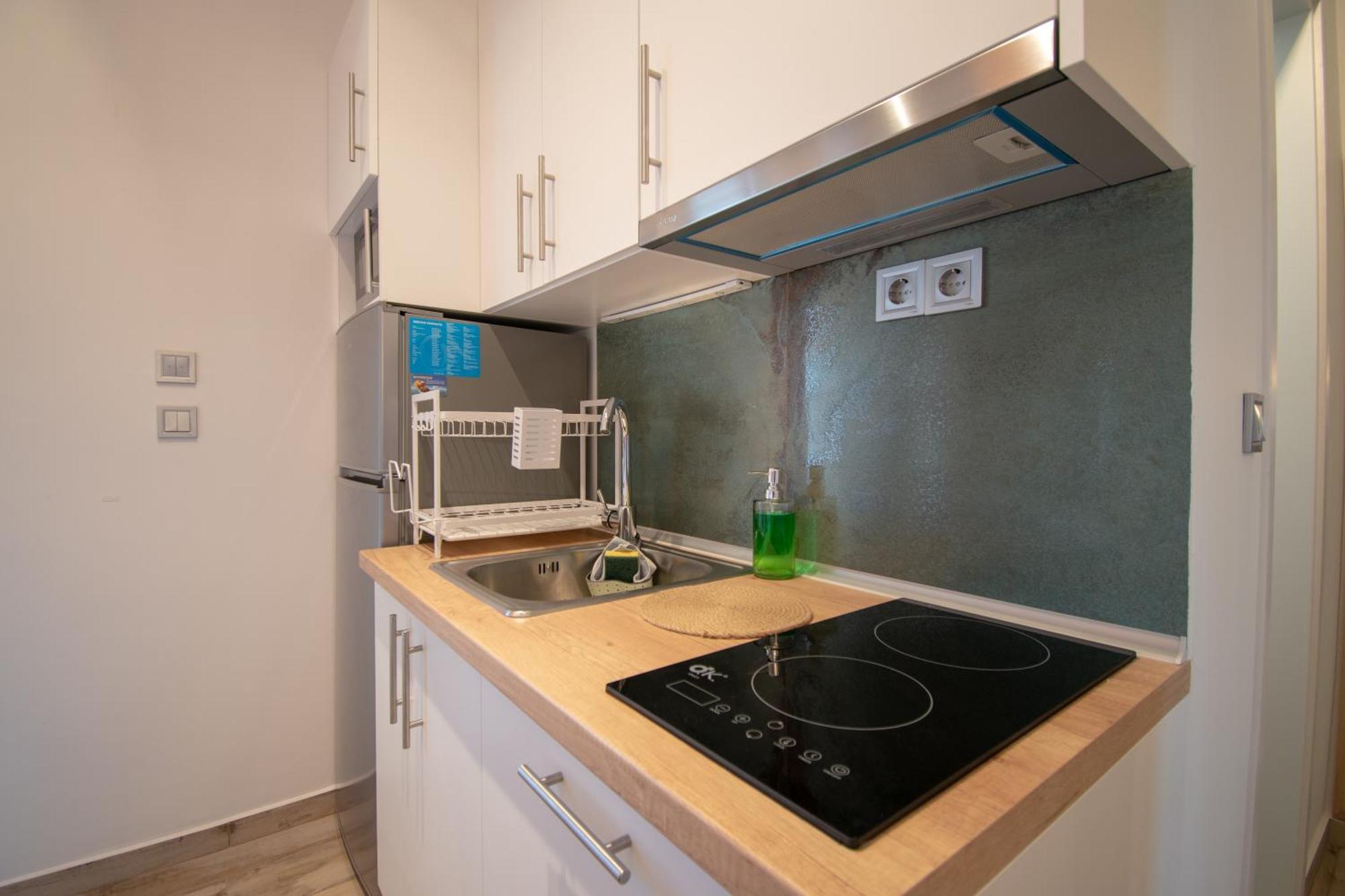 Magdalena Seaside Apartments Nea Roda Room photo
